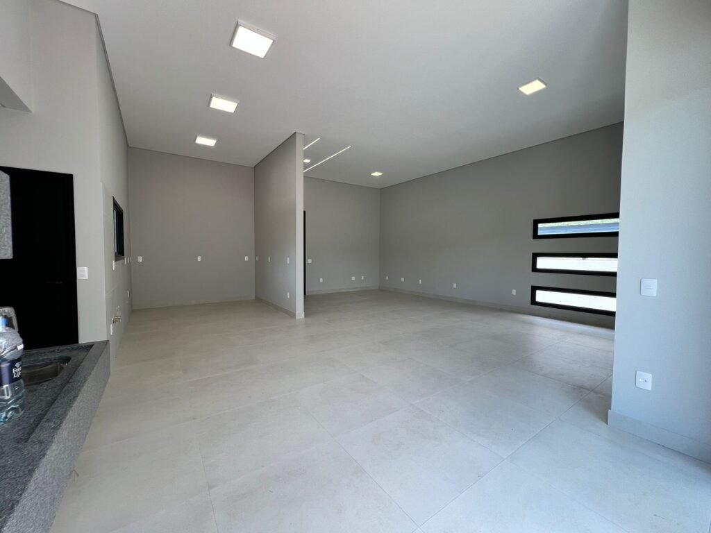 WhatsApp Image 2024-10-30 at 09.50.35 (4)